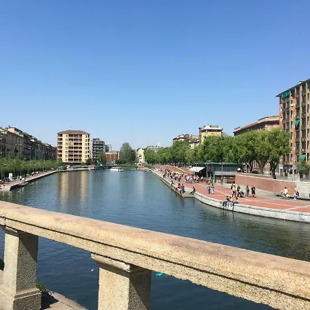 Apartamento Charming On The Darsena Navigli - Pulizia Eccezionale Milão