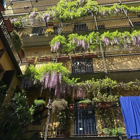 Charming On The Darsena Navigli - Pulizia Eccezionale Milão